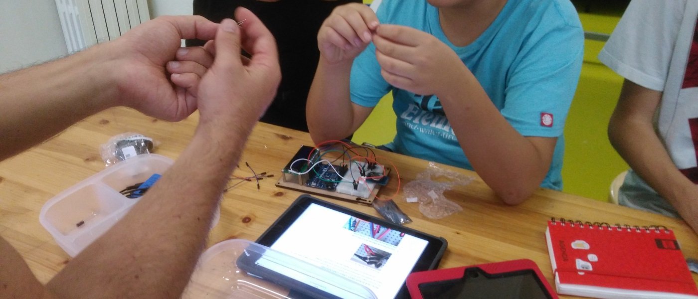 Un proyecto educativo asociado al banco de energía